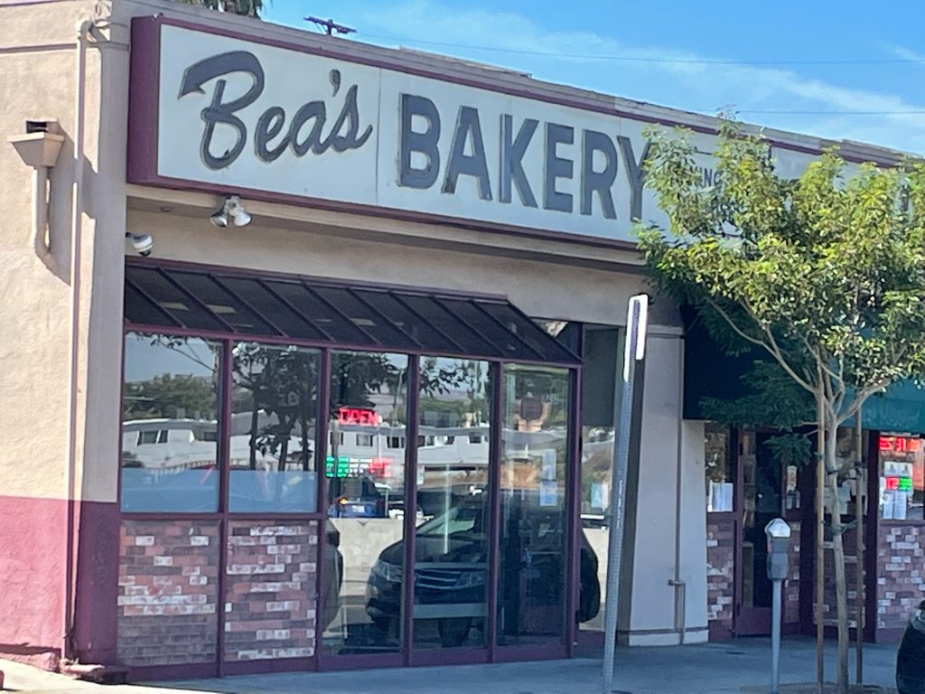Bea&rsquo;s Bakery storefront in Tarzana
